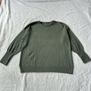 J. McLaughlin Green 100% Cashmere Pullover Sweater XL Quiet Luxury Minimalist